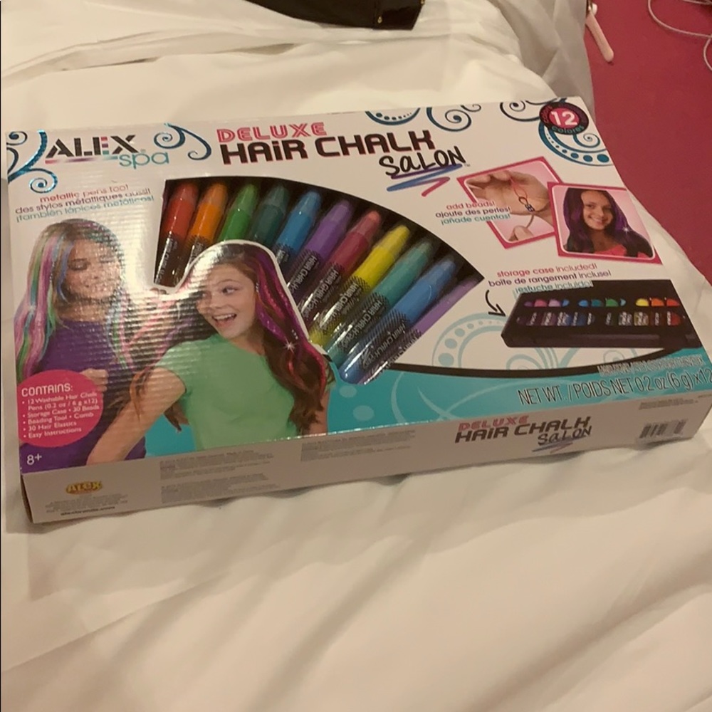Alex spa. Deluxe hair chalk salon